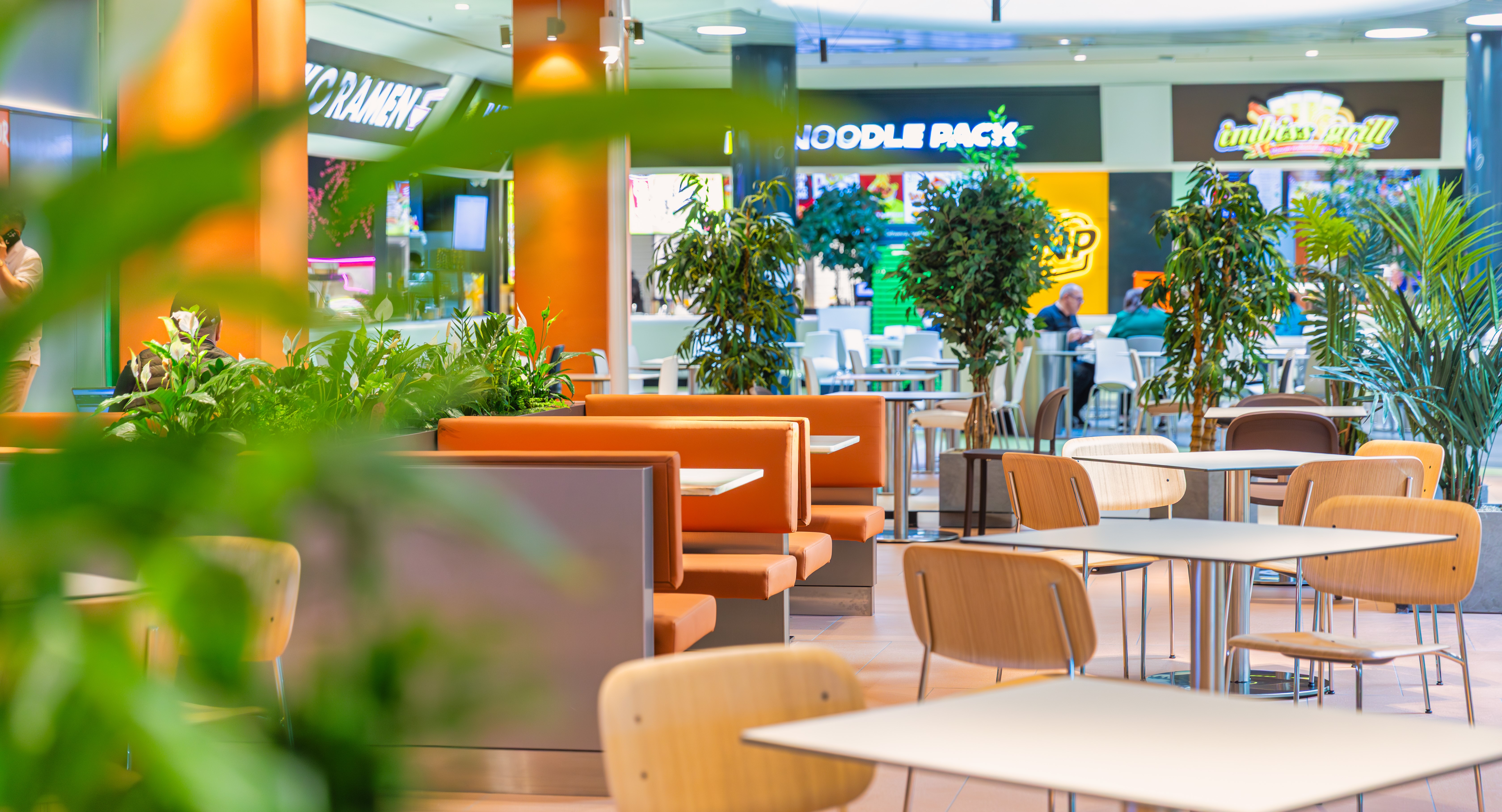 Promenada food court-3.jpg